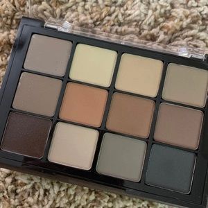 VISEART Professional Makeup palette